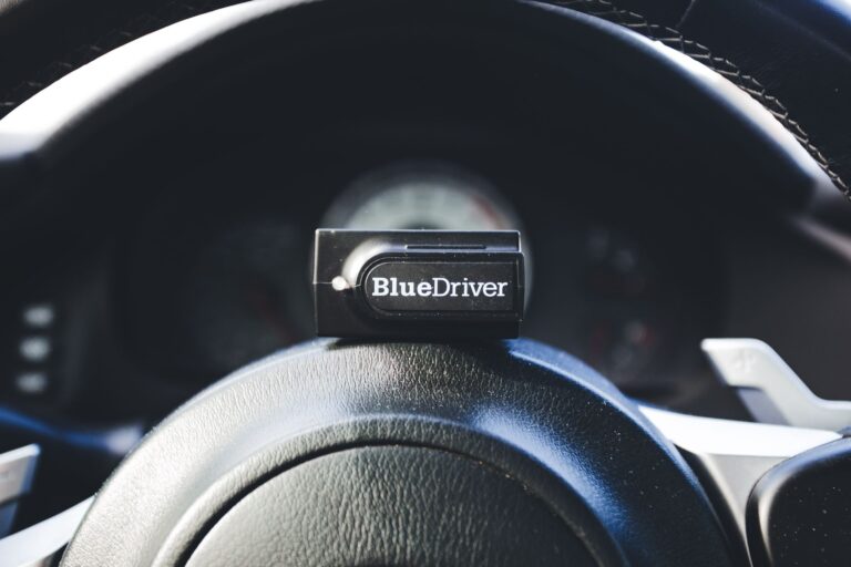 Lire un code défaut OBD2 : décoder les P, C, B et U